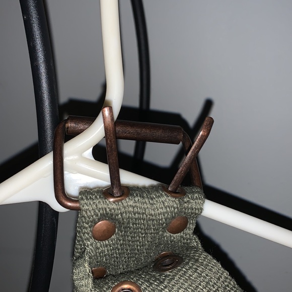 Belt - Picture 2 of 2